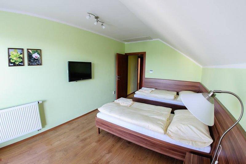 Penzion Havran Trencianska Turna Zimmer foto